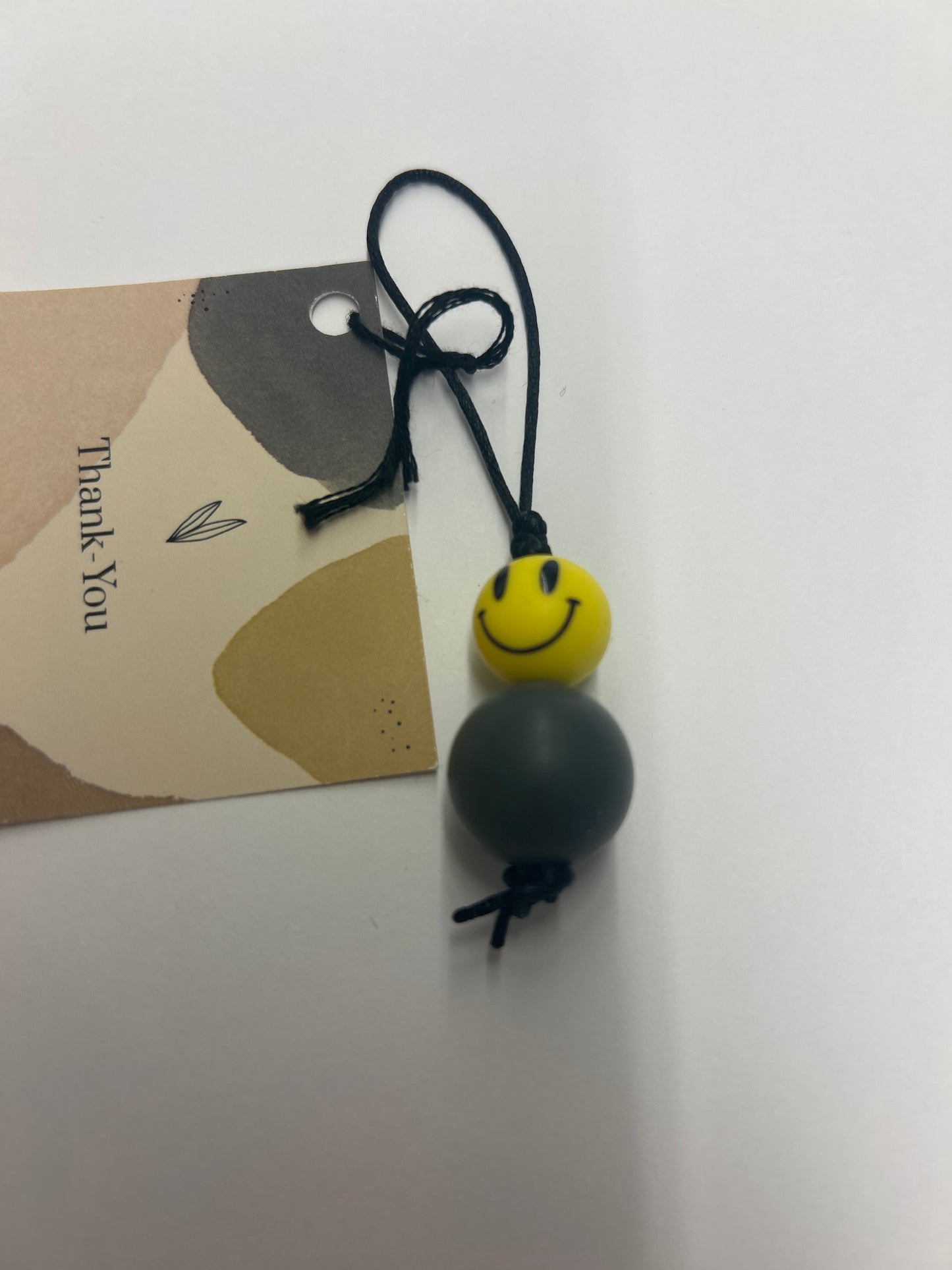 Silicone beaded zipper pulls