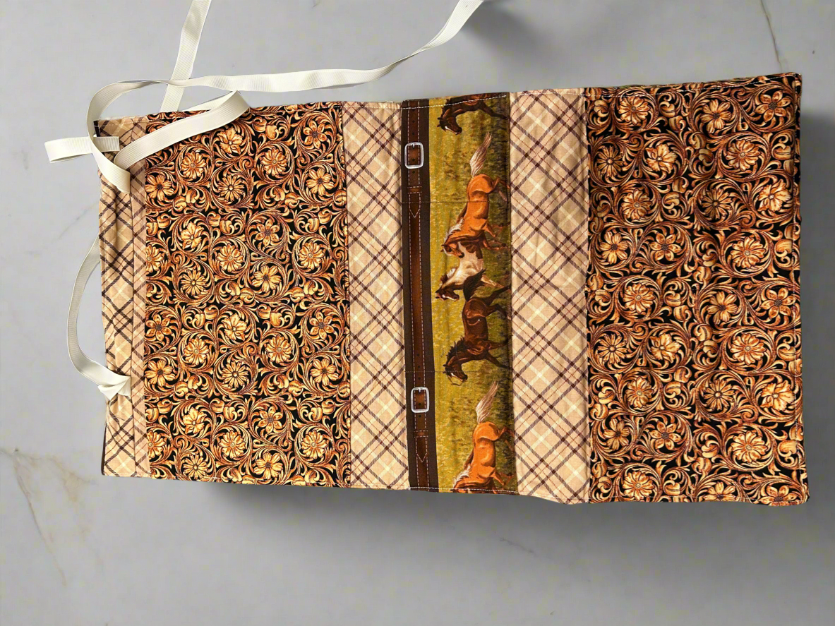 Jewelry or makeup roll up