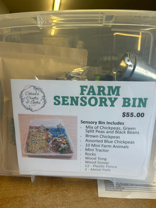 Farm sensory bin