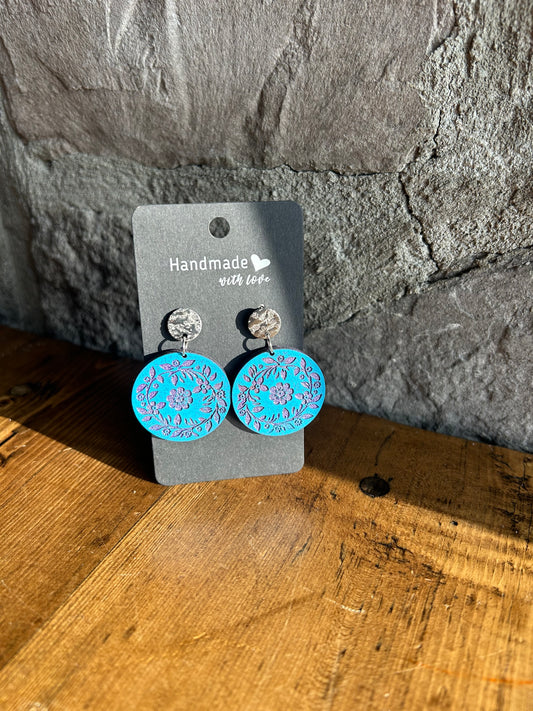 Round blue flower earrings