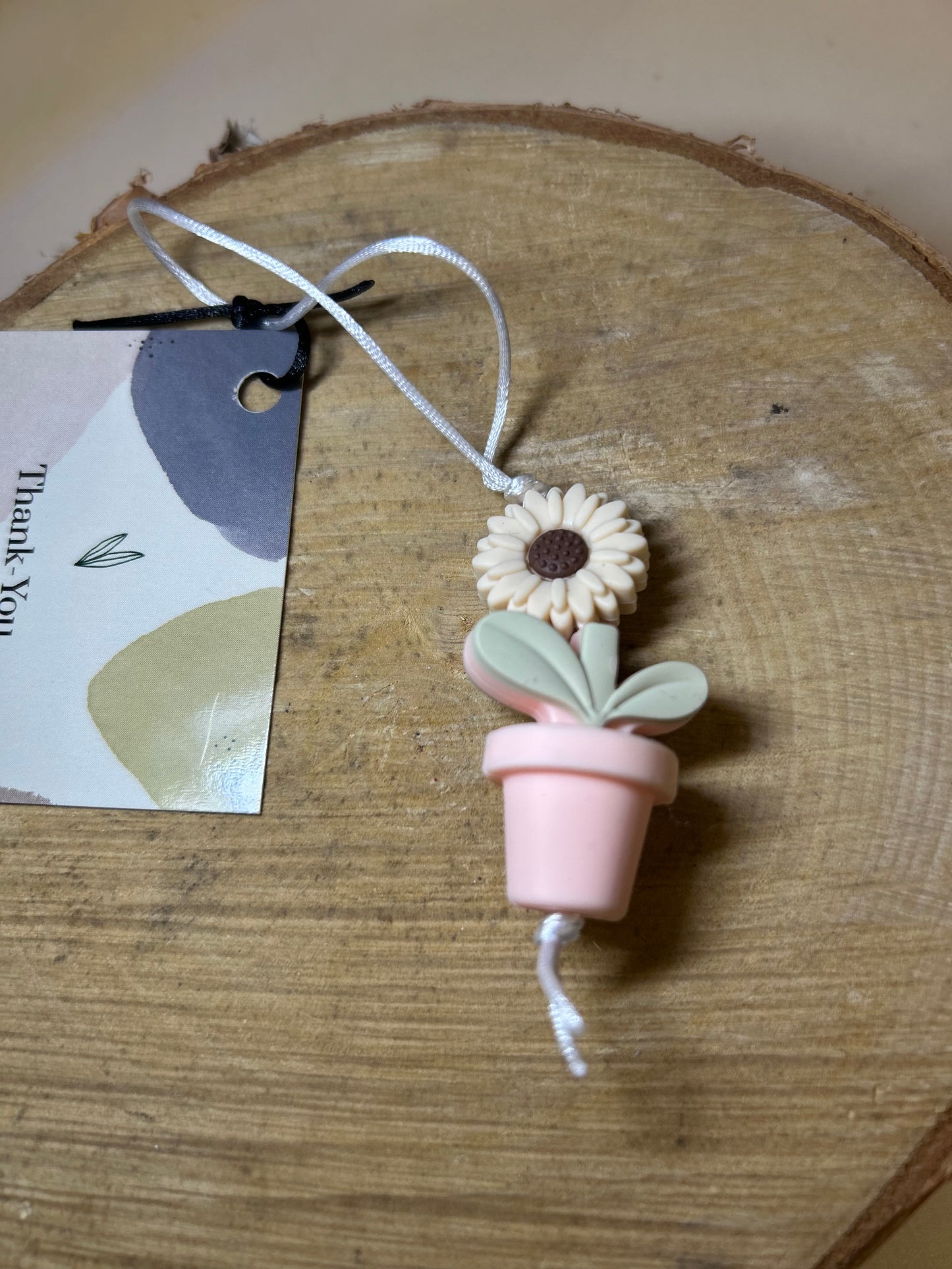 Silicone beaded zipper pulls