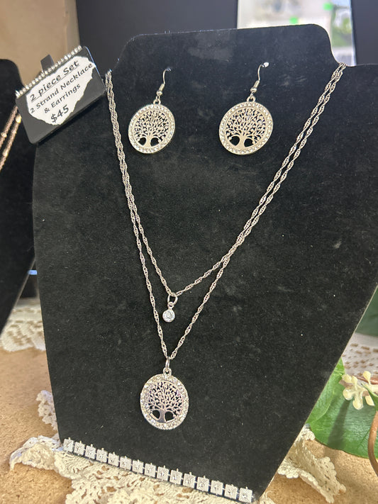 ￼Tree of Life Earring and Necklace Set