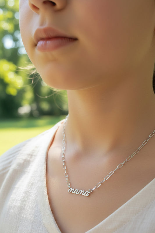 Mama Necklace