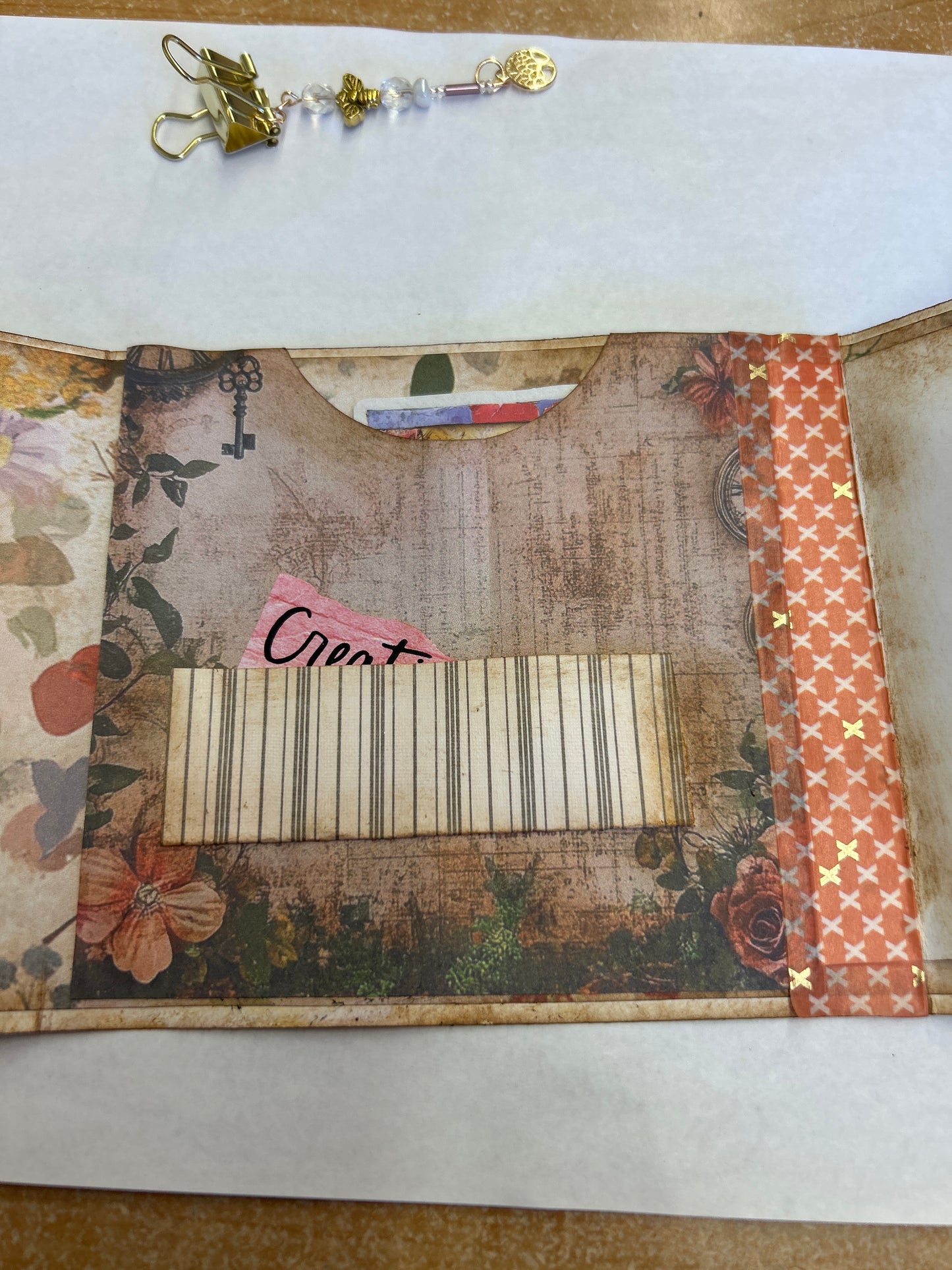 Envelope Folio Bee