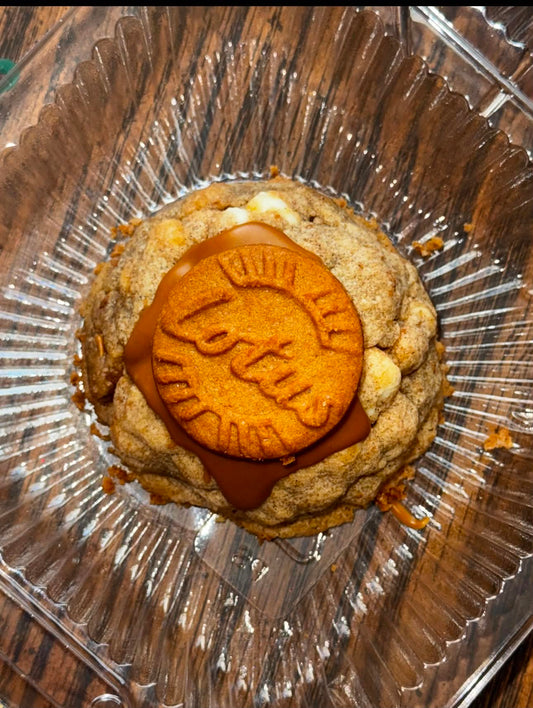 Stuffed Biscoff Cookie