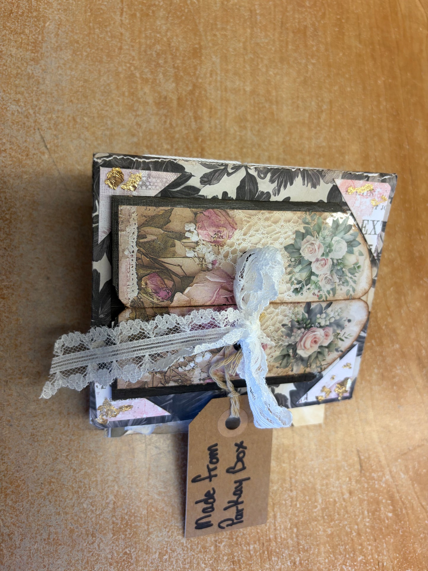 Black and Rose Junkie Diary