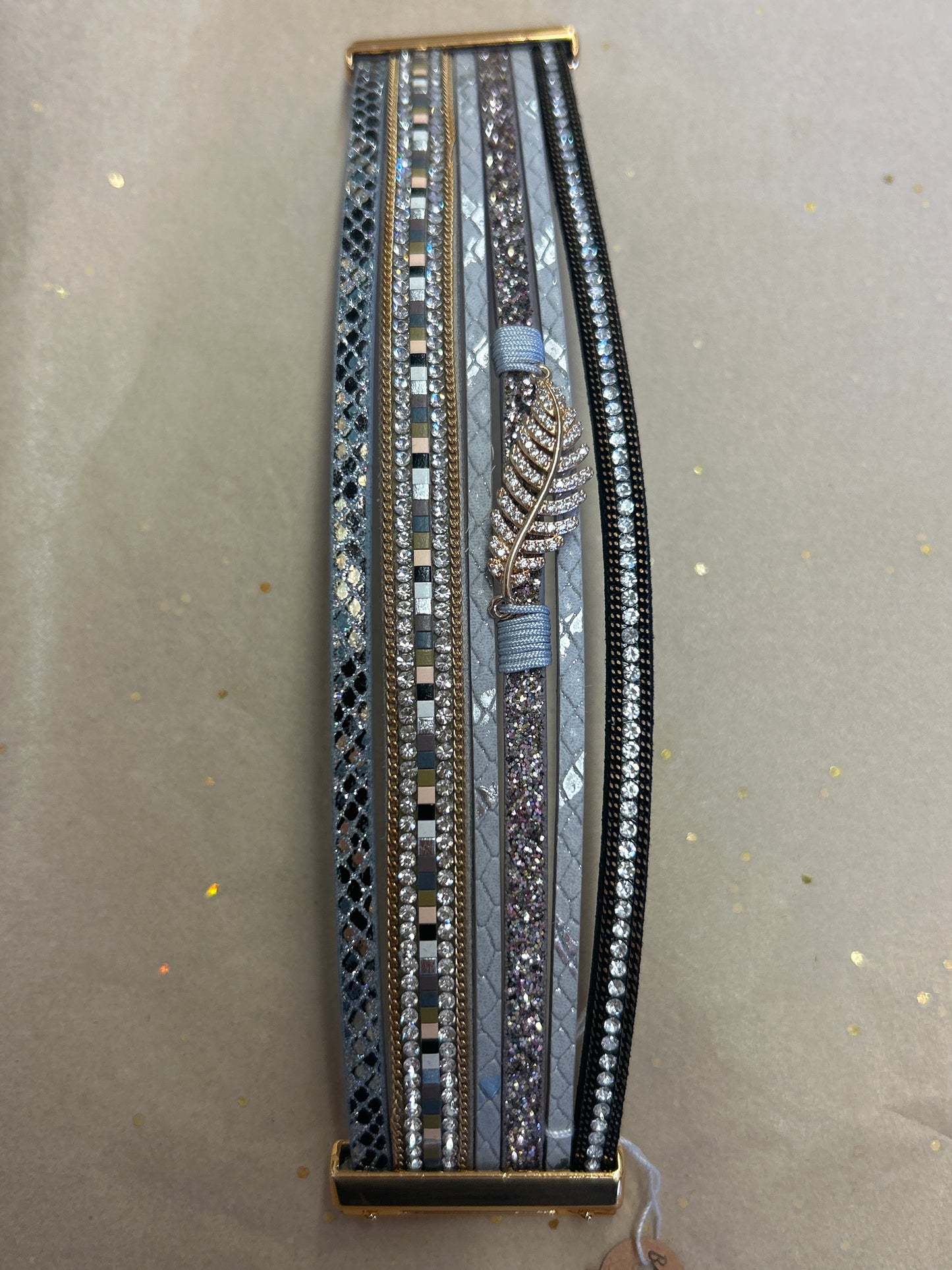 Feathers with diamonds bracelet