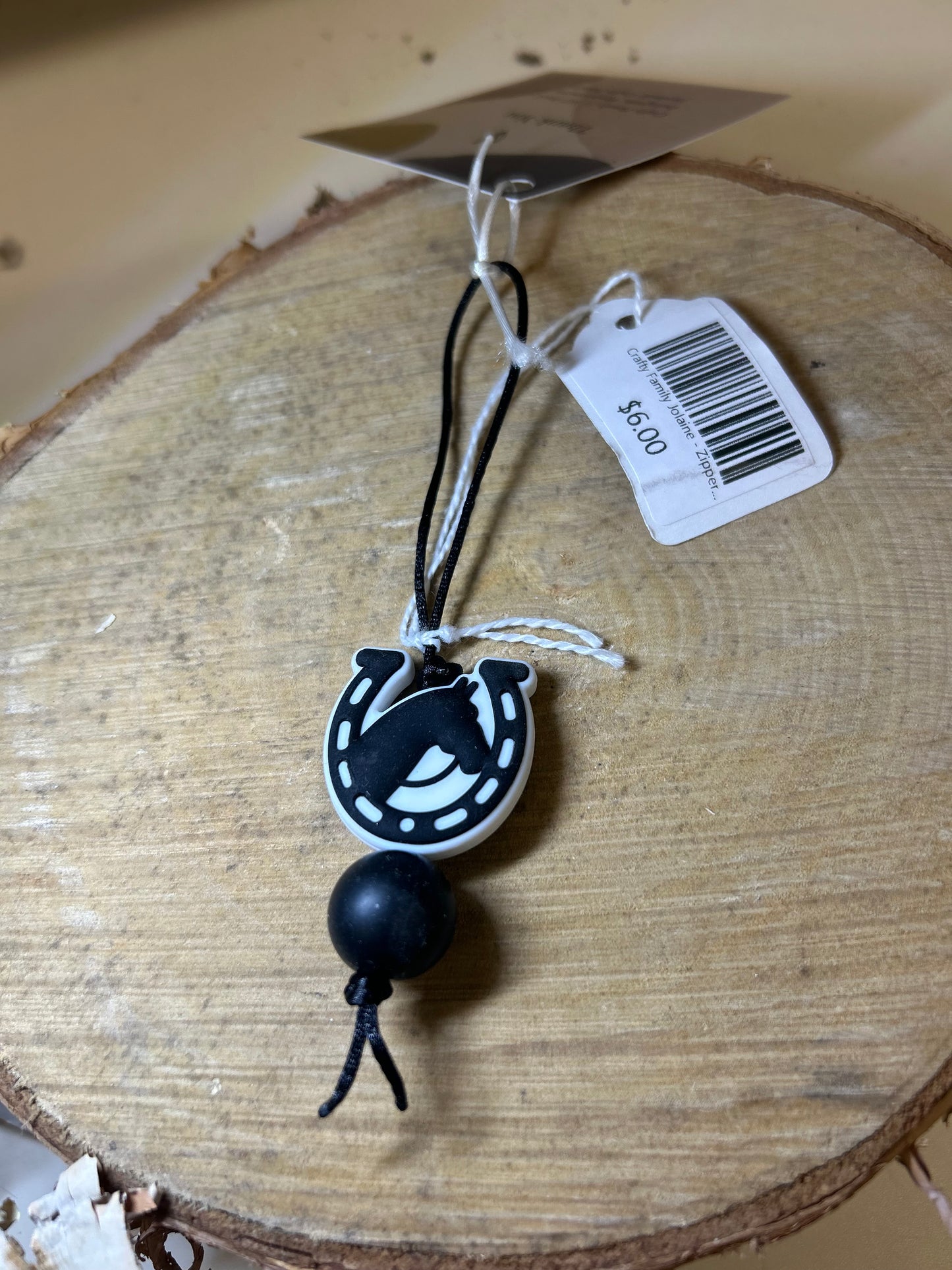 Silicone beaded zipper pulls