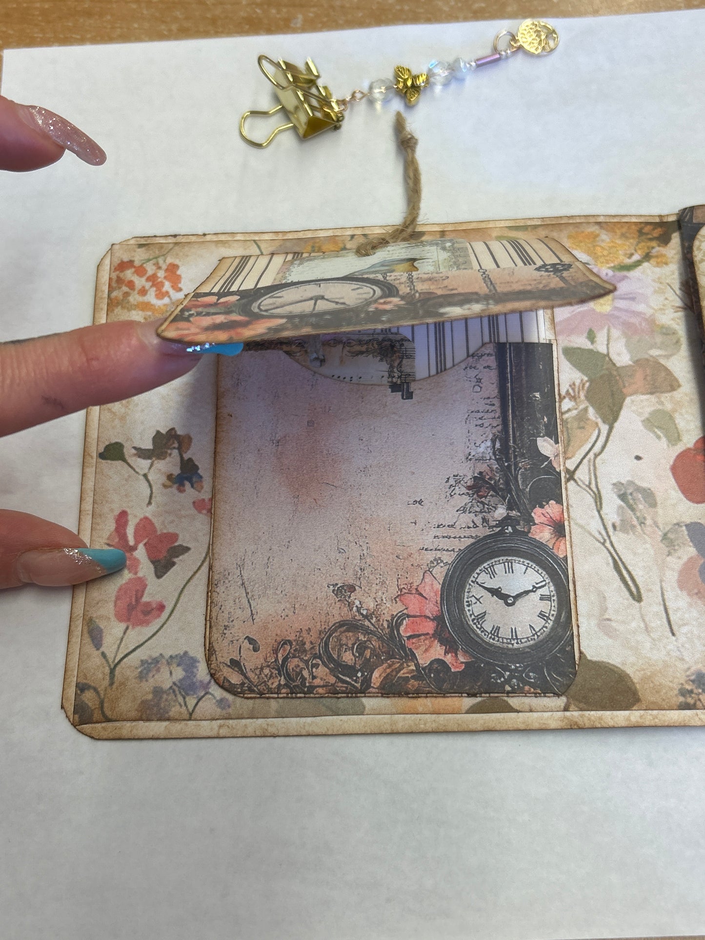 Envelope Folio Bee