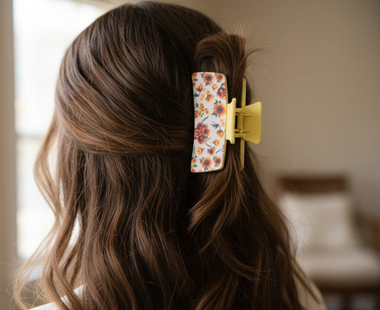 Sunflower Highland Medium Claw Clip