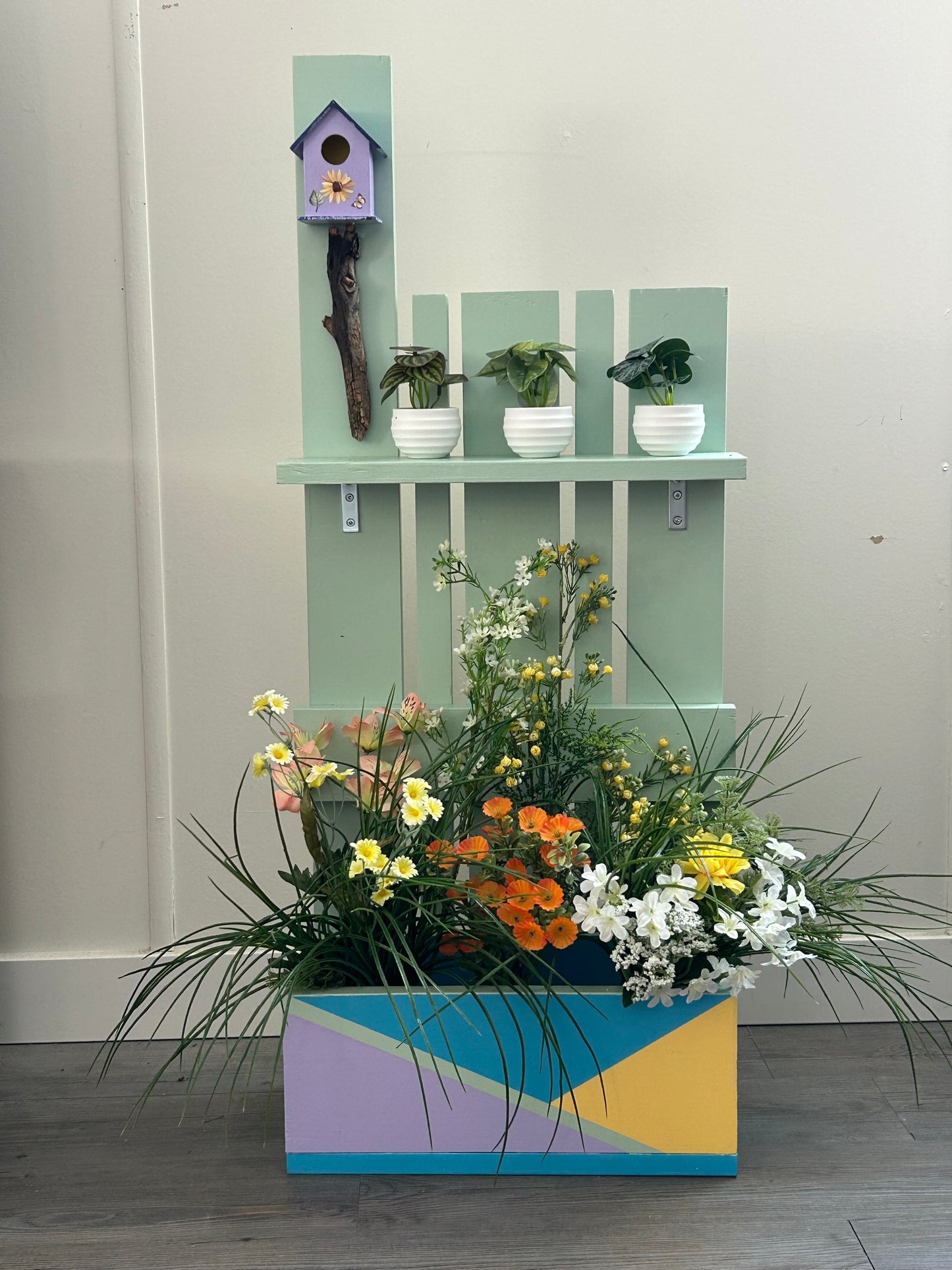 Planter stand with shelf
