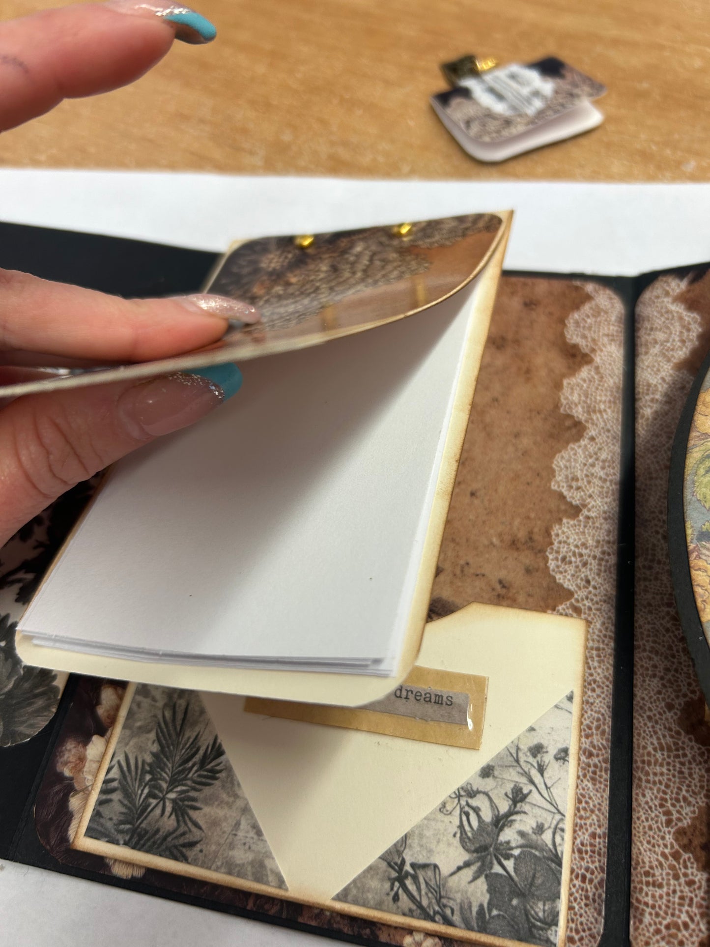 Envelope Folio Heart Charmed bookmark